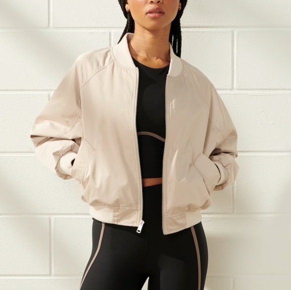 YPB Jacket Womens Medium Champagne Satin Bomber Crop Zip A&F Your Personal Best - Picture 15 of 15